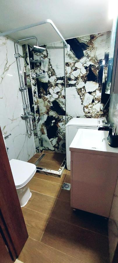 Black Flox Apartment ดรามา ภายนอก รูปภาพ